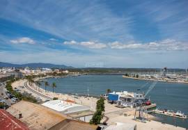 Fully Refurbished 2 Bedroom Apartment with River and Sea Views located in the Center of Portimão