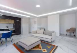 Fully Refurbished 2 Bedroom Apartment with River and Sea Views located in the Center of Portimão