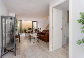 1 bedroom loft building with terrace and parking located in the center of Portimão