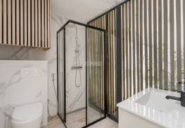 1 bedroom loft building with terrace and parking located in the center of Portimão