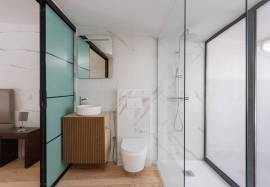 1 bedroom loft building with terrace and parking located in the center of Portimão