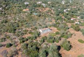 Detached farmhouse for renovation in East Algarve – Countryside Living Near Olhão and Fuseta