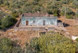 Detached farmhouse for renovation in East Algarve – Countryside Living Near Olhão and Fuseta