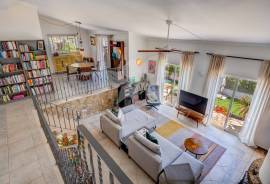 Charming 3 Bedroom Detached Villa with Sea Views Near Moncarapacho, Algarve