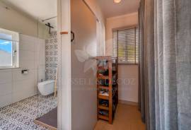 Charming 3 Bedroom Detached Villa with Sea Views Near Moncarapacho, Algarve
