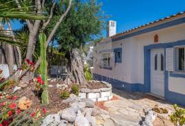 Charming 3 Bedroom Detached Villa with Sea Views Near Moncarapacho, Algarve