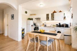 2 Bedroom Apartment with Communal Pool, Vilamoura