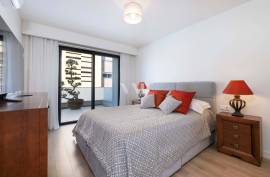 3 bedroom apartment for sale in Quarteira, within walking distance of the beach