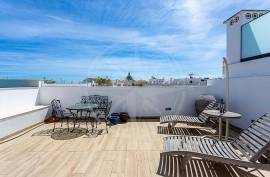 Tavira centre 2 bedroom apartment with large terraces and private plunge pool Tavira centre 2 bedroom apartment with large terraces and private plunge pool