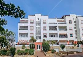 Tavira 2 bed top floor apartment with private rooftop terrace & parking Tavira 2 bed top floor apartment with private rooftop terrace & parking