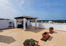 Tavira 2 bed top floor apartment with private rooftop terrace & parking Tavira 2 bed top floor apartment with private rooftop terrace & parking