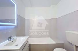 Refurbished two-bedroom flat in the centre of Portimão with a balcony – next to the Municipal Market Refurbished two-bedroom flat in the centre of Portimão with a balcony – next to the Municipal Market
