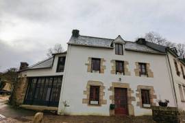 Houses for sale - 6 rooms - 120 m2 - JOSSELIN - (56120)