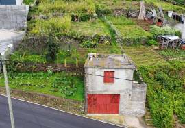 Traditional House and Plots - Campana Traditional House and Plots - Campana