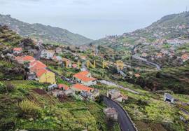 Traditional House and Plots - Campana Traditional House and Plots - Campana