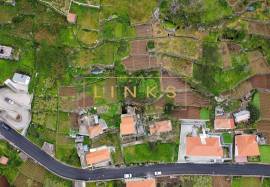 Traditional House and Plots - Campana Traditional House and Plots - Campana