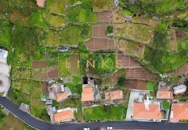 Traditional House and Plots - Campana Traditional House and Plots - Campana