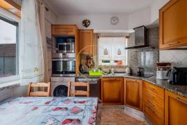 3 Bedroom House with Suite, Garage, Backyard and Renewable Energy – Santa Bárbara, Lourinhã