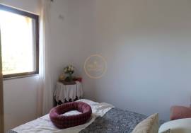 Spacious 6-bedroom semi-detached house at the entrance to Loulé — Space, Comfort and Excellent Location