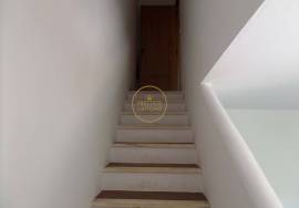 Spacious 6-bedroom semi-detached house at the entrance to Loulé — Space, Comfort and Excellent Location