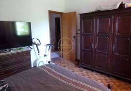 Spacious 6-bedroom semi-detached house at the entrance to Loulé — Space, Comfort and Excellent Location