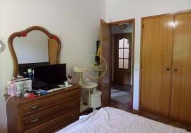 Spacious 6-bedroom semi-detached house at the entrance to Loulé — Space, Comfort and Excellent Location