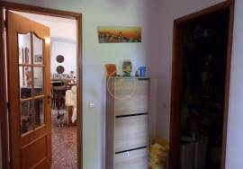Spacious 6-bedroom semi-detached house at the entrance to Loulé — Space, Comfort and Excellent Location
