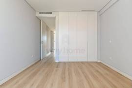 3 Bedroom Apartment | Luxury | 204m2 | Carcavelos
