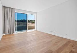 Quarteira – New 2-bedroom ground-floor apartment near the beach