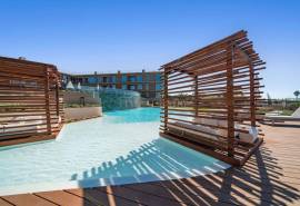 Quarteira – New 2-bedroom ground-floor apartment near the beach