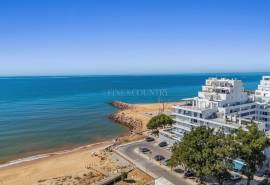 Quarteira – New 2-bedroom ground-floor apartment near the beach
