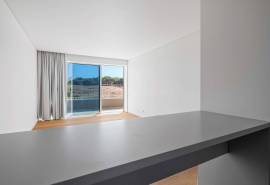Quarteira – New 2-bedroom ground-floor apartment near the beach