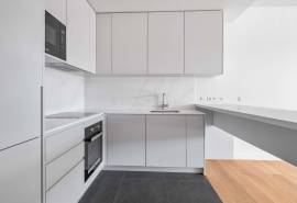 Quarteira – New 2-bedroom ground-floor apartment near the beach