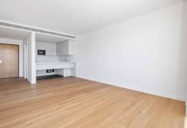 Quarteira – New 2-bedroom ground-floor apartment near the beach