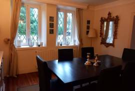 Historic semi-detached urban villa in Galdakao with private garden of more than 800 m² Historic semi-detached urban villa in Galdakao with private garden of more than 800 m²