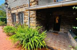 Historic semi-detached urban villa in Galdakao with private garden of more than 800 m² Historic semi-detached urban villa in Galdakao with private garden of more than 800 m²