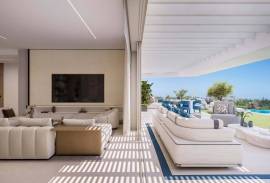 Exclusive luxury ground floor apartment with private garden in Benahavís Exclusive luxury ground floor apartment with private garden in Benahavís