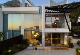 Exclusive luxury semi-detached house with private pool and sea views in Sierra Blanca, Marbella Exclusive luxury semi-detached house with private pool and sea views in Sierra Blanca, Marbella