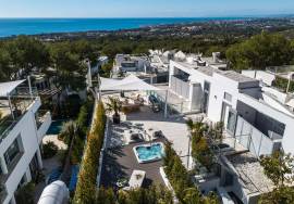 Exclusive luxury semi-detached house with private pool and sea views in Sierra Blanca, Marbella Exclusive luxury semi-detached house with private pool and sea views in Sierra Blanca, Marbella