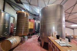 A Complex Of Winegrowing Buildings On A Plot Of 1860 M2, Part Of Which Is Suitable For Development.