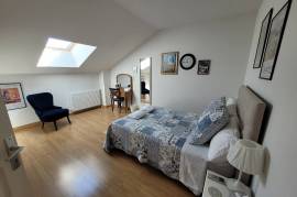Charming 1940s Villa Completely Renovated With Garage, Terrace, Heated Swimming Pool And Summer Kitchen. Charming 1940s Villa Completely Renovated With Garage, Terrace, Heated Swimming Pool And Summer Kitchen.