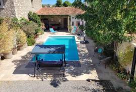 Charming 1940s Villa Completely Renovated With Garage, Terrace, Heated Swimming Pool And Summer Kitchen. Charming 1940s Villa Completely Renovated With Garage, Terrace, Heated Swimming Pool And Summer Kitchen.