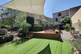 Beautiful Bourgeoise House, Entirely Renovated With Taste, Offering 7 Bedrooms, 7 Bathrooms And Annexes On A 870 M2 Plot With Pool. Beautiful Bourgeoise House, Entirely Renovated With Taste, Offering 7 Bedrooms, 7 Bathrooms And Annexes On A 870 M2 Plot With Pool.