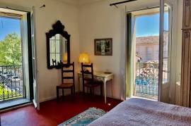 Beautiful Bourgeoise House, Entirely Renovated With Taste, Offering 7 Bedrooms, 7 Bathrooms And Annexes On A 870 M2 Plot With Pool. Beautiful Bourgeoise House, Entirely Renovated With Taste, Offering 7 Bedrooms, 7 Bathrooms And Annexes On A 870 M2 Plot With Pool.
