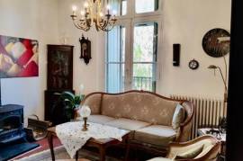 Beautiful Bourgeoise House, Entirely Renovated With Taste, Offering 7 Bedrooms, 7 Bathrooms And Annexes On A 870 M2 Plot With Pool. Beautiful Bourgeoise House, Entirely Renovated With Taste, Offering 7 Bedrooms, 7 Bathrooms And Annexes On A 870 M2 Plot With Pool.
