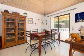 listing listing