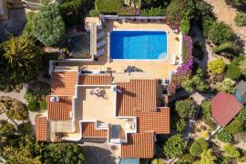 listing listing