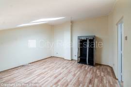 Studio for rent in Riga, 40.00m2 Studio for rent in Riga, 40.00m2