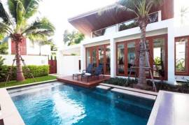 2 Bed, Luxury Pool Villa by the Sea