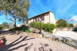 6 room, 165m2 Detached house for sale in Puissalicon - 399 000 € *